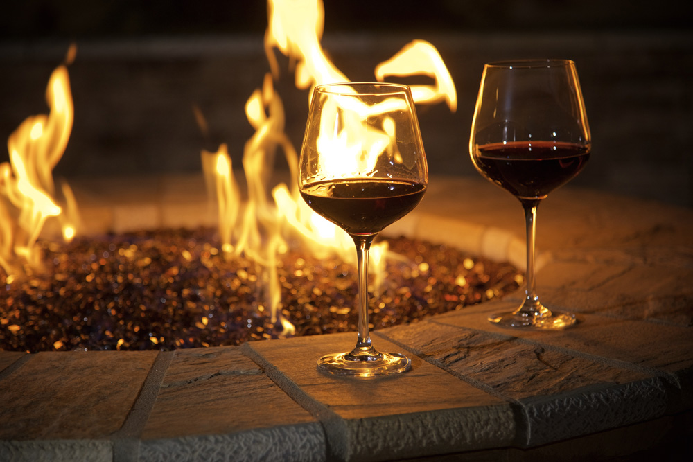SpotixPro Guide to Fire Pit Media: Selection, Installation & Maintenance