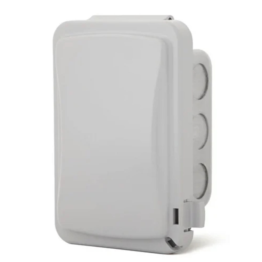 Infratech 240V Regulator Single Flush Mount with Weatherproof Cover