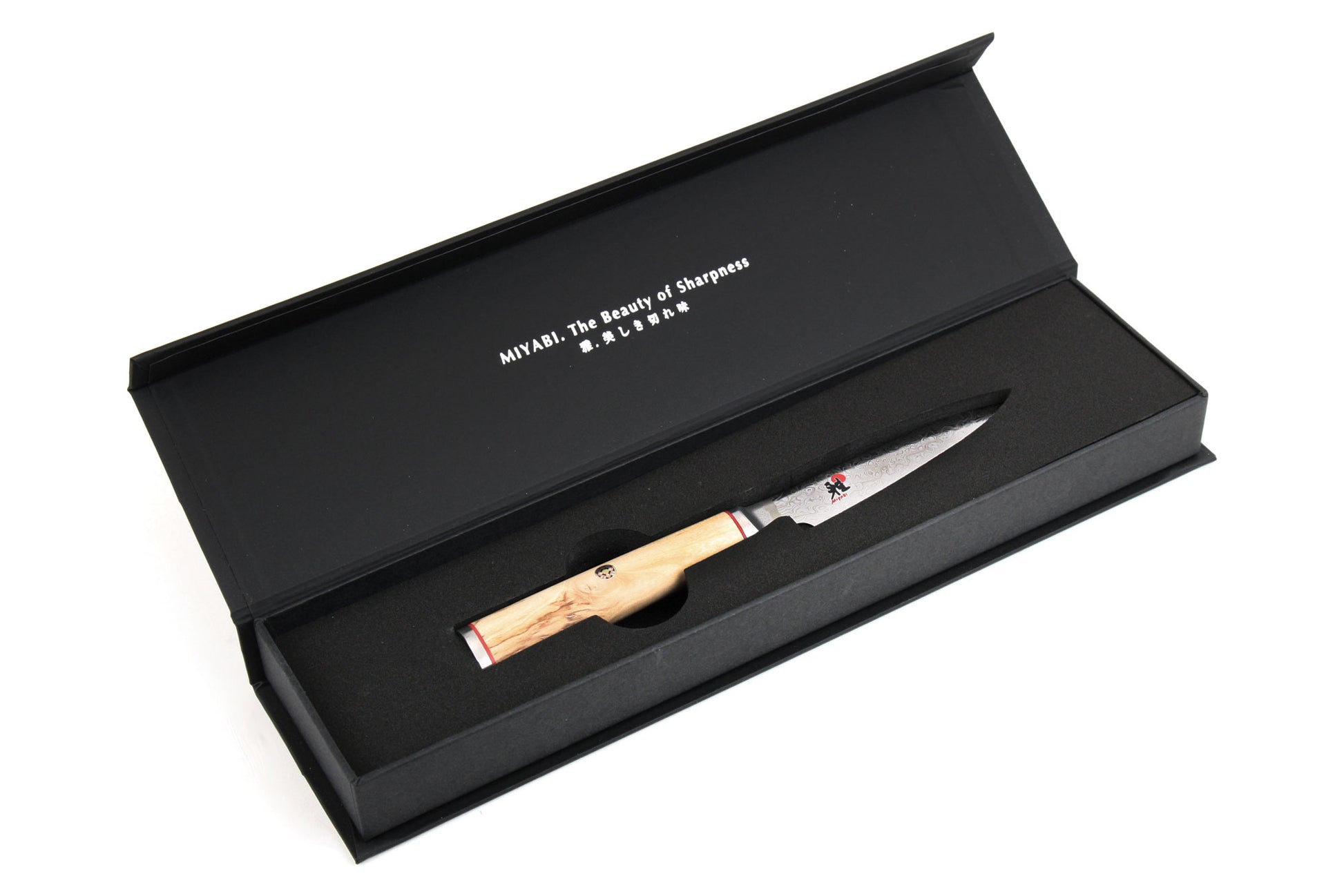 Paring knife in black gift box with birchwood handle and damascus-style blade