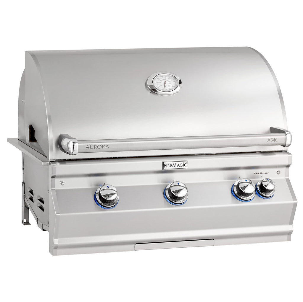 Stainless steel built-in gas grill with hood and front control knobs