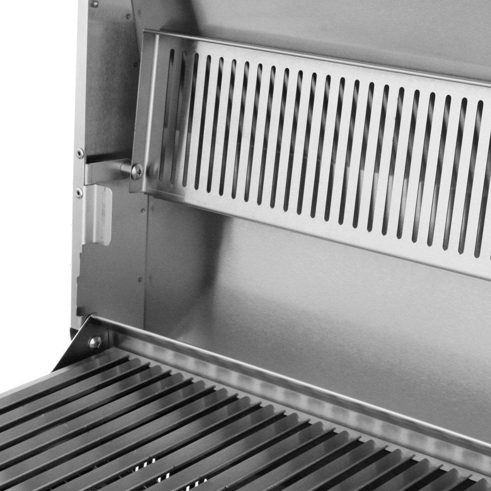 Double-burner grill burner area with side vents and lower cooking grate