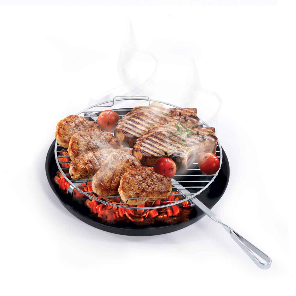 Wire grilling grate over grilled food in a black pan