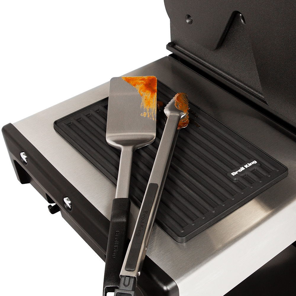 Broil King 60008 Silicone Side Shelf Mat for Crown Pellet Grill