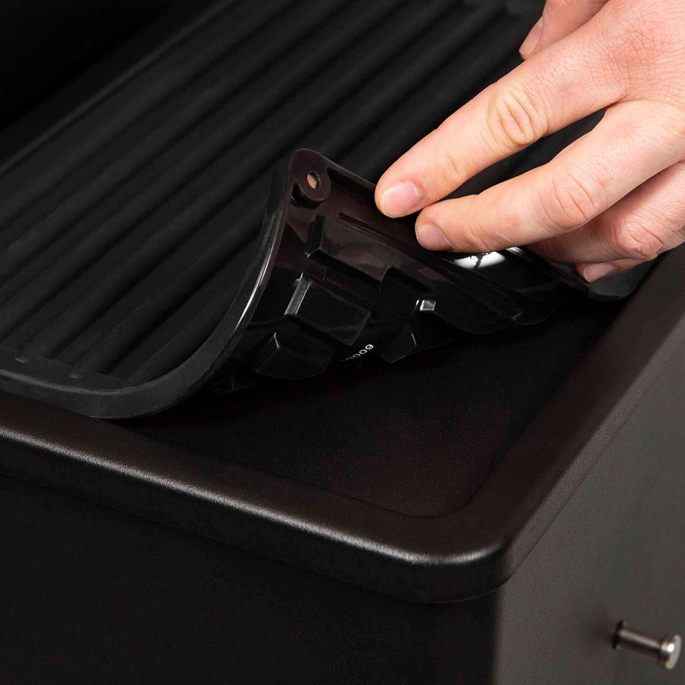 Broil King 60008 Silicone Side Shelf Mat for Crown Pellet Grill