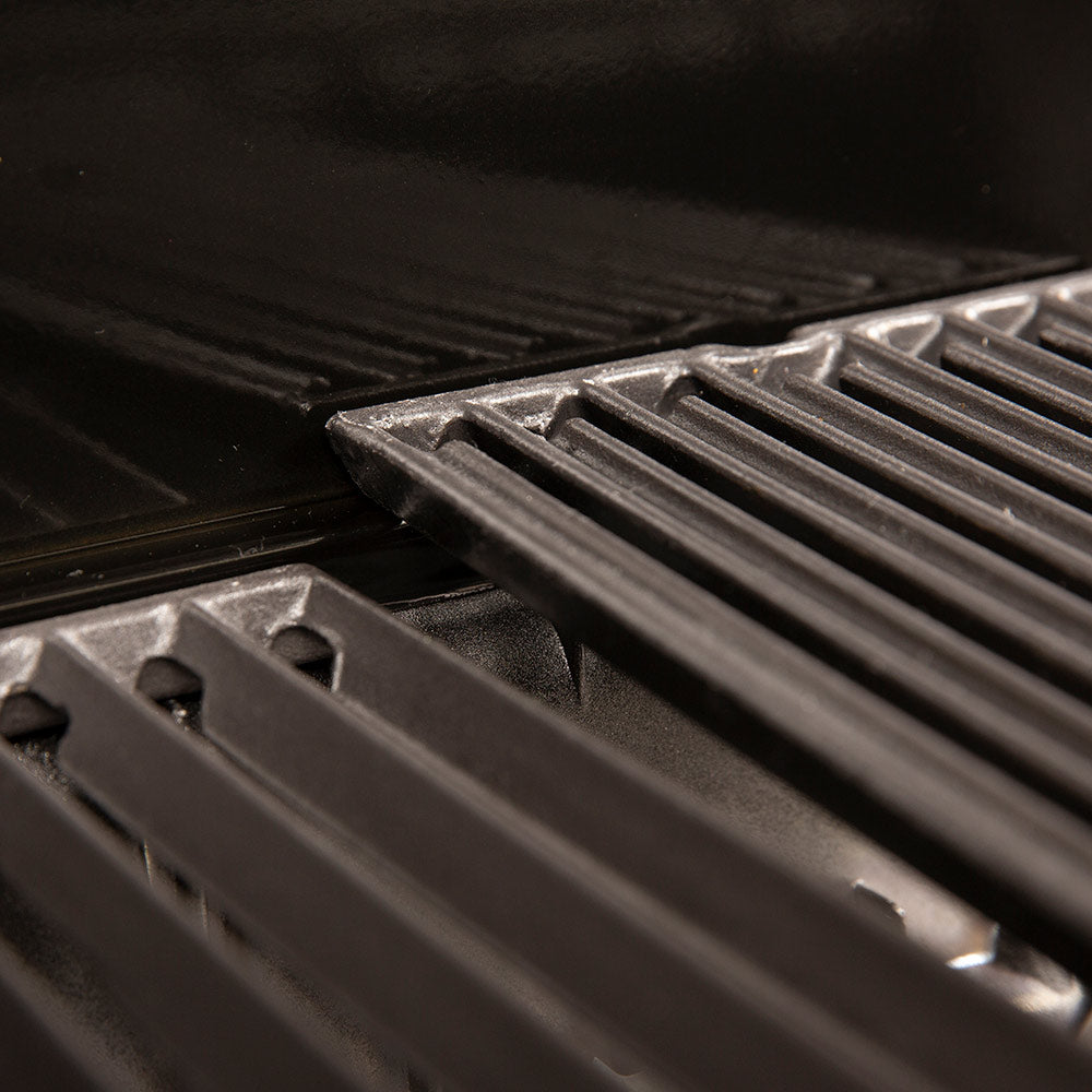 Black grill burner covers and metal flavor bars