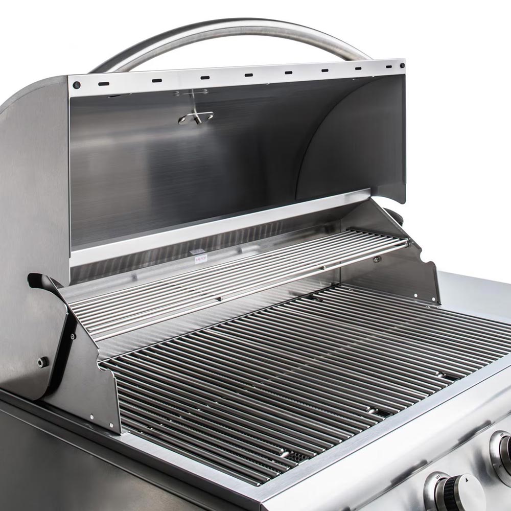 Open-lid gas grill with main cooking grate and lower grate