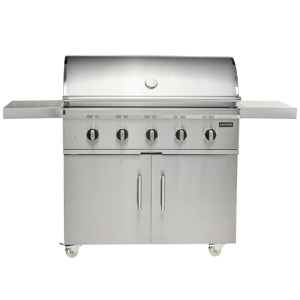 Stainless steel freestanding gas grill with four control knobs and side shelves