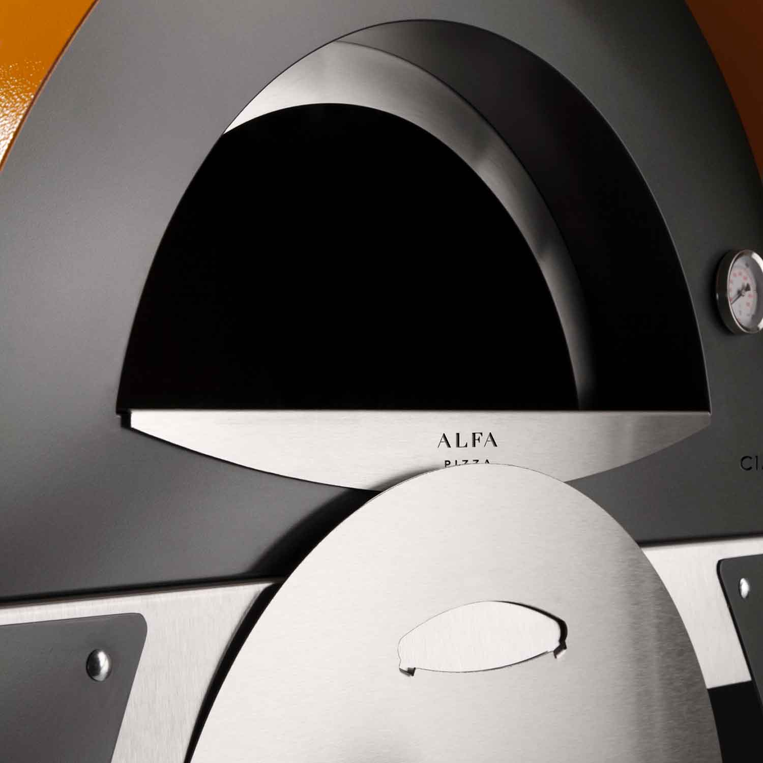 Pizza oven front dome with stainless deck and centered oven opening
