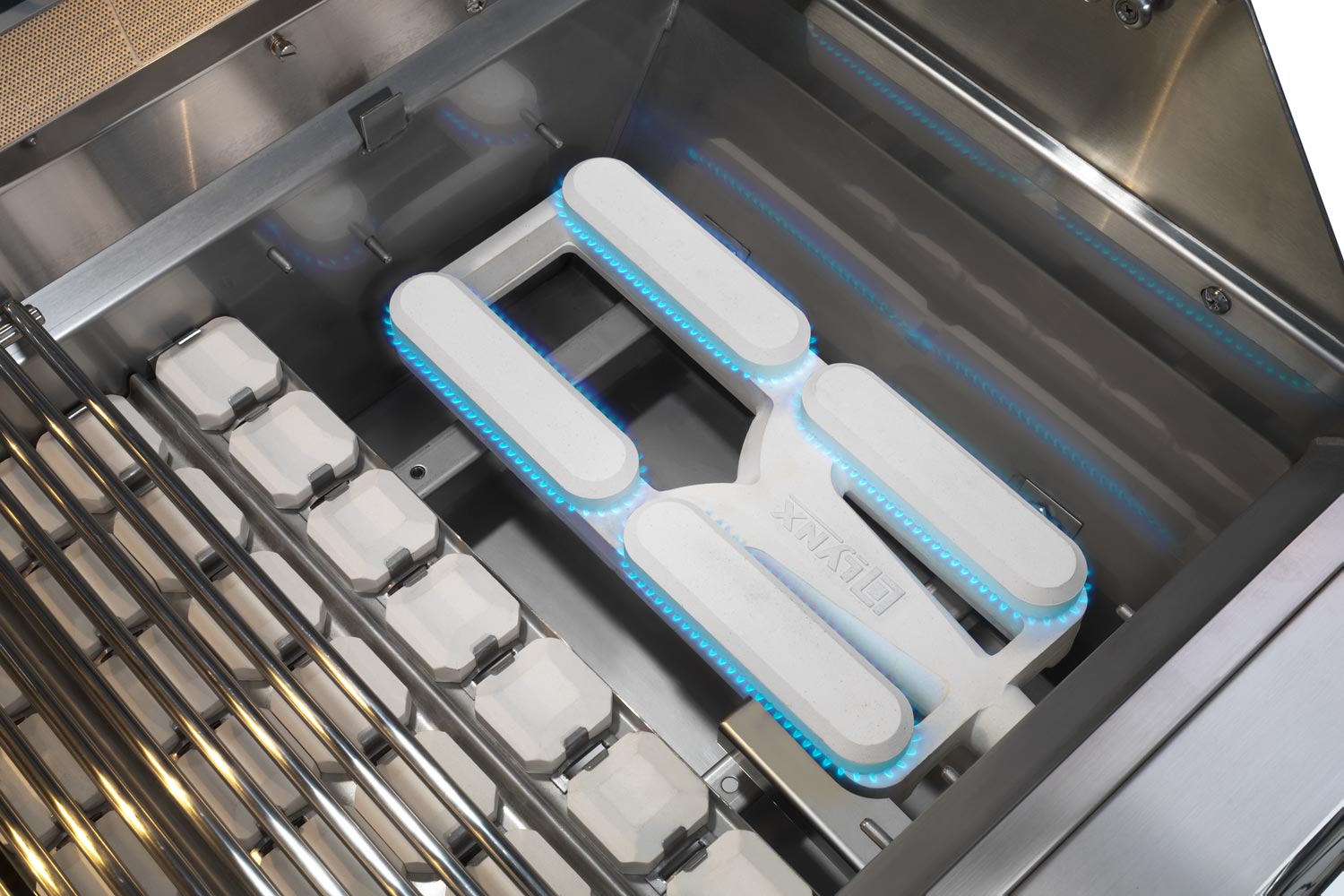 Lynx L36RF Professional Gas Grill On Cart, 36-Inch