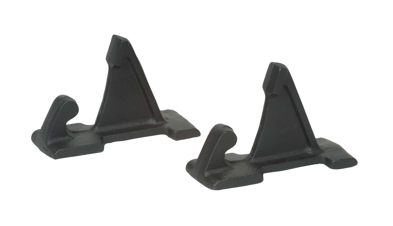 Black fireplace fireback feet pair, two triangular metal supports with notch cutouts