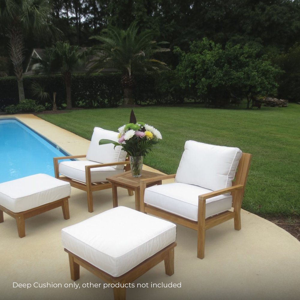 Square white outdoor cushion with smooth fabric and stitched border
