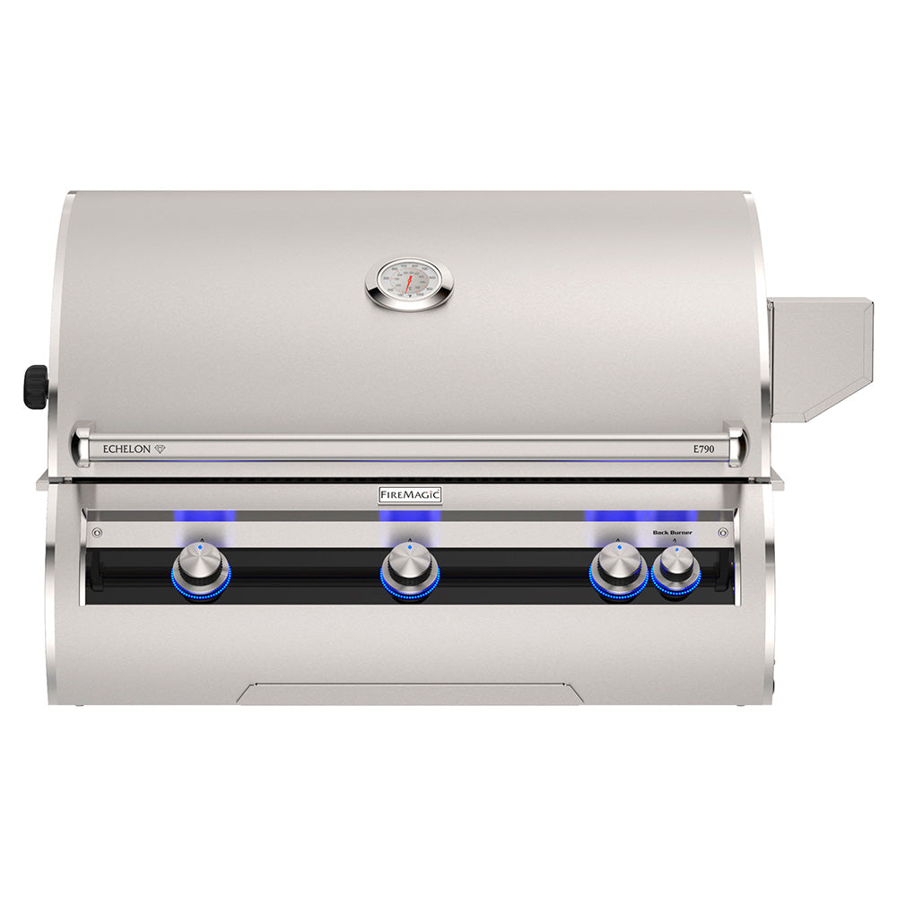 Stainless built-in grill with illuminated burner controls and control knobs