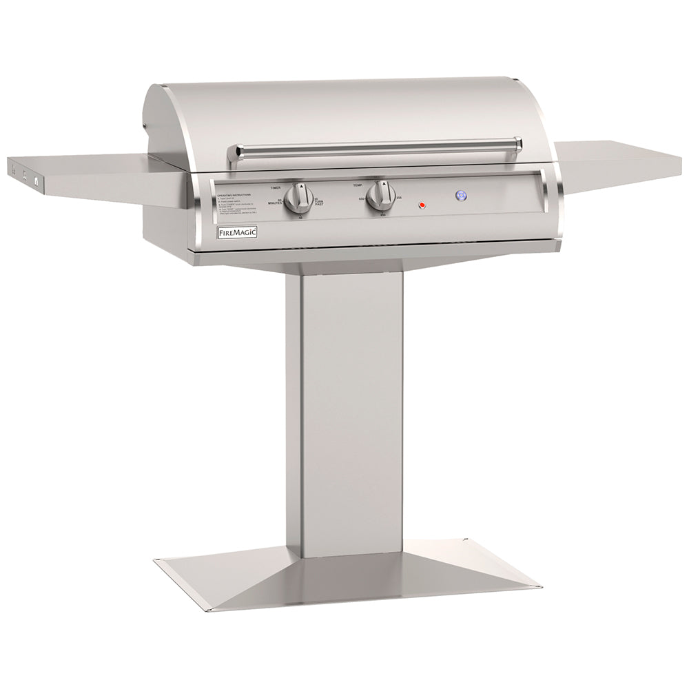 Stainless electric grill with side shelf and post mount, front control knobs