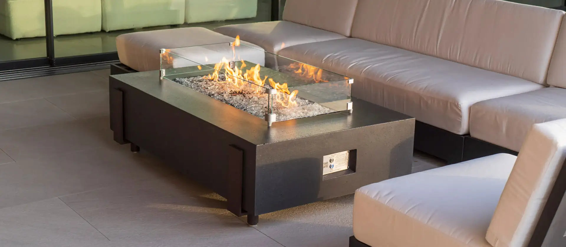 Rectangle propane fire table with black finish and fire glass media