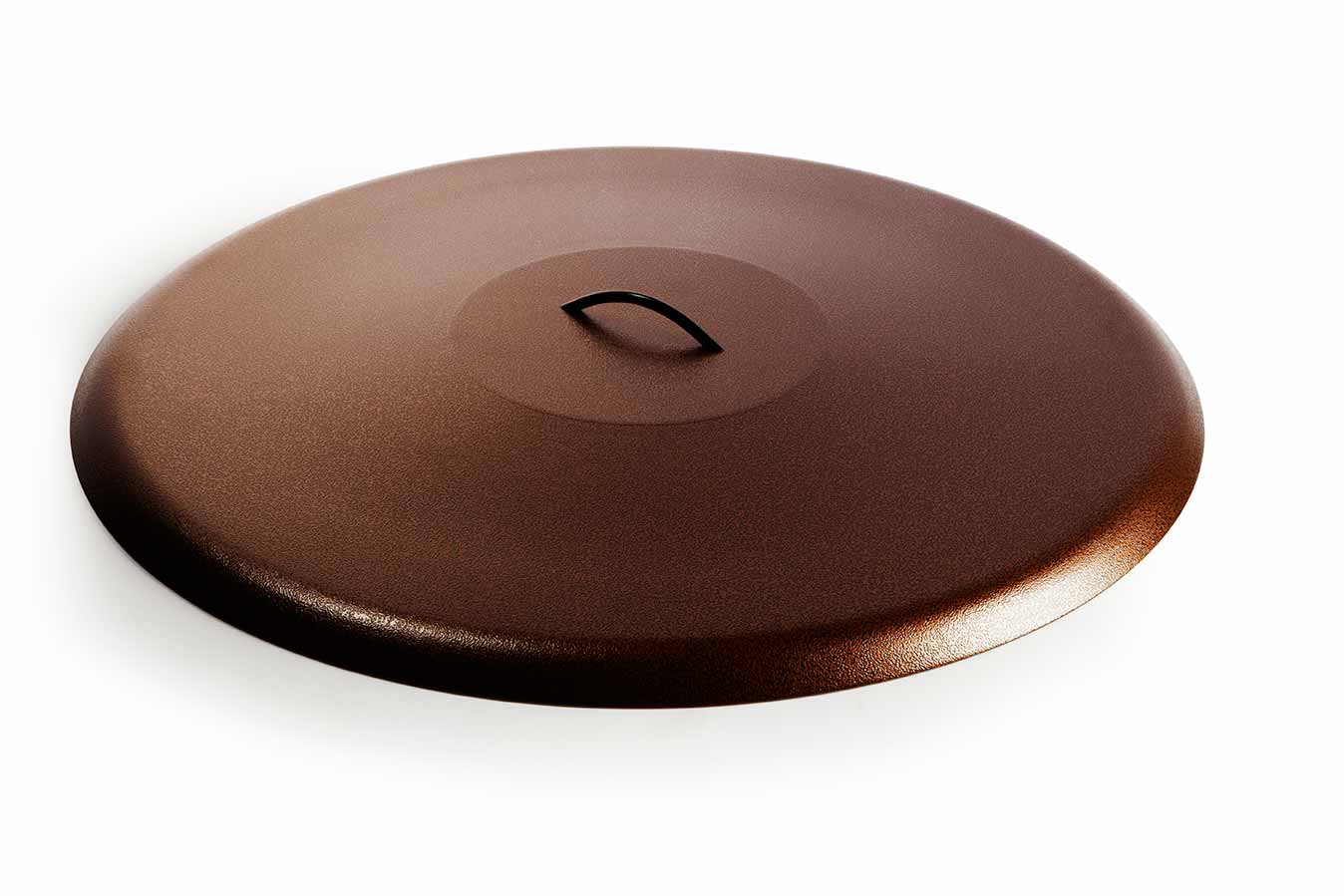 Round aluminum fire pit cover with copper vein finish and center handle loop