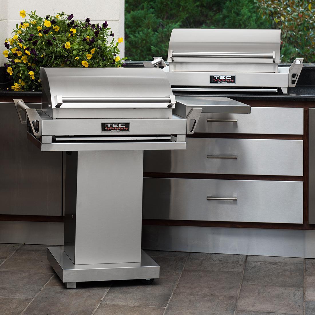 Outdoor tabletop infrared grill with side handles and stainless steel stand