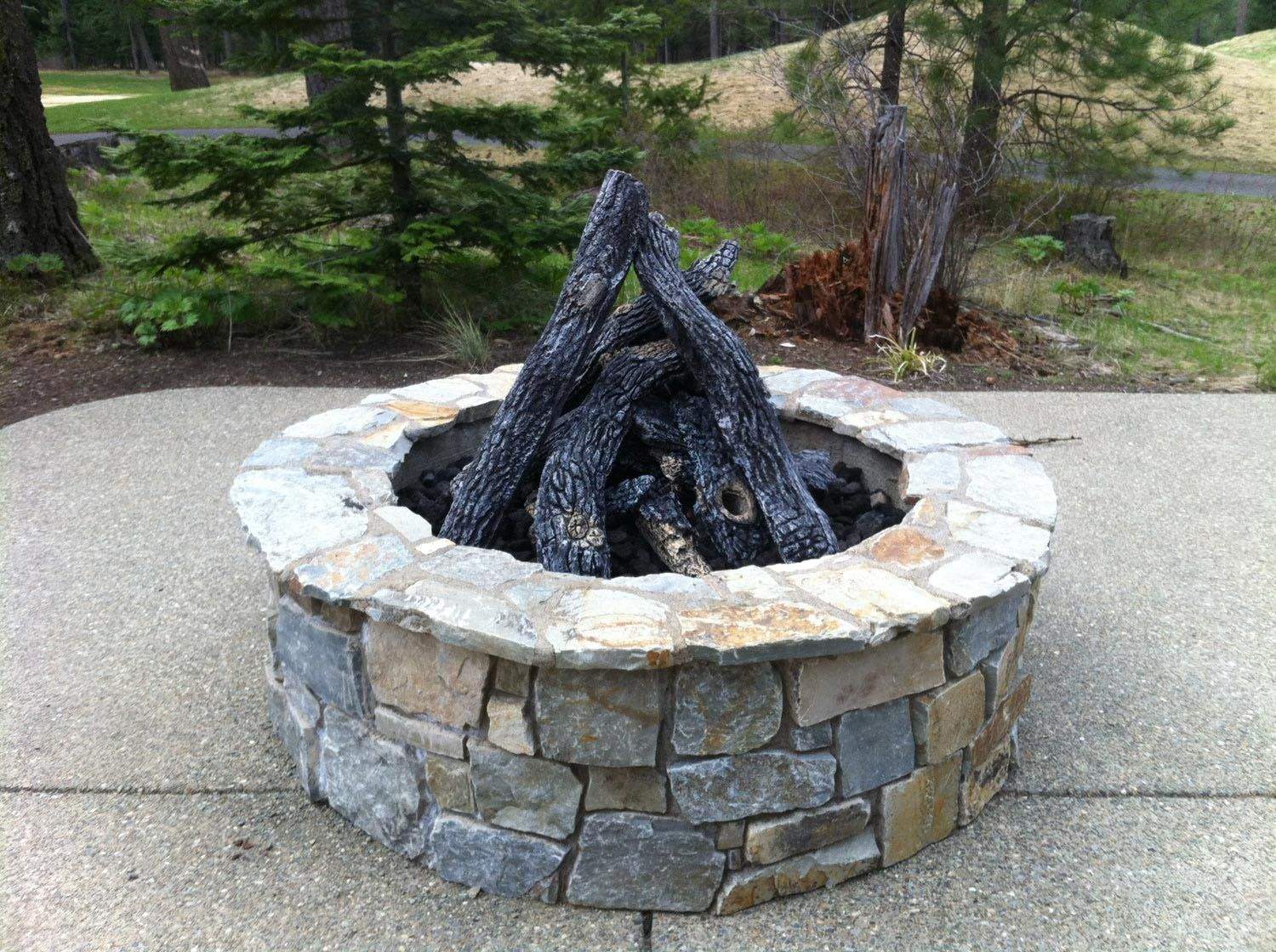 Firegear L-SF Spit Fire Refractory Log Set for Outdoor Fire