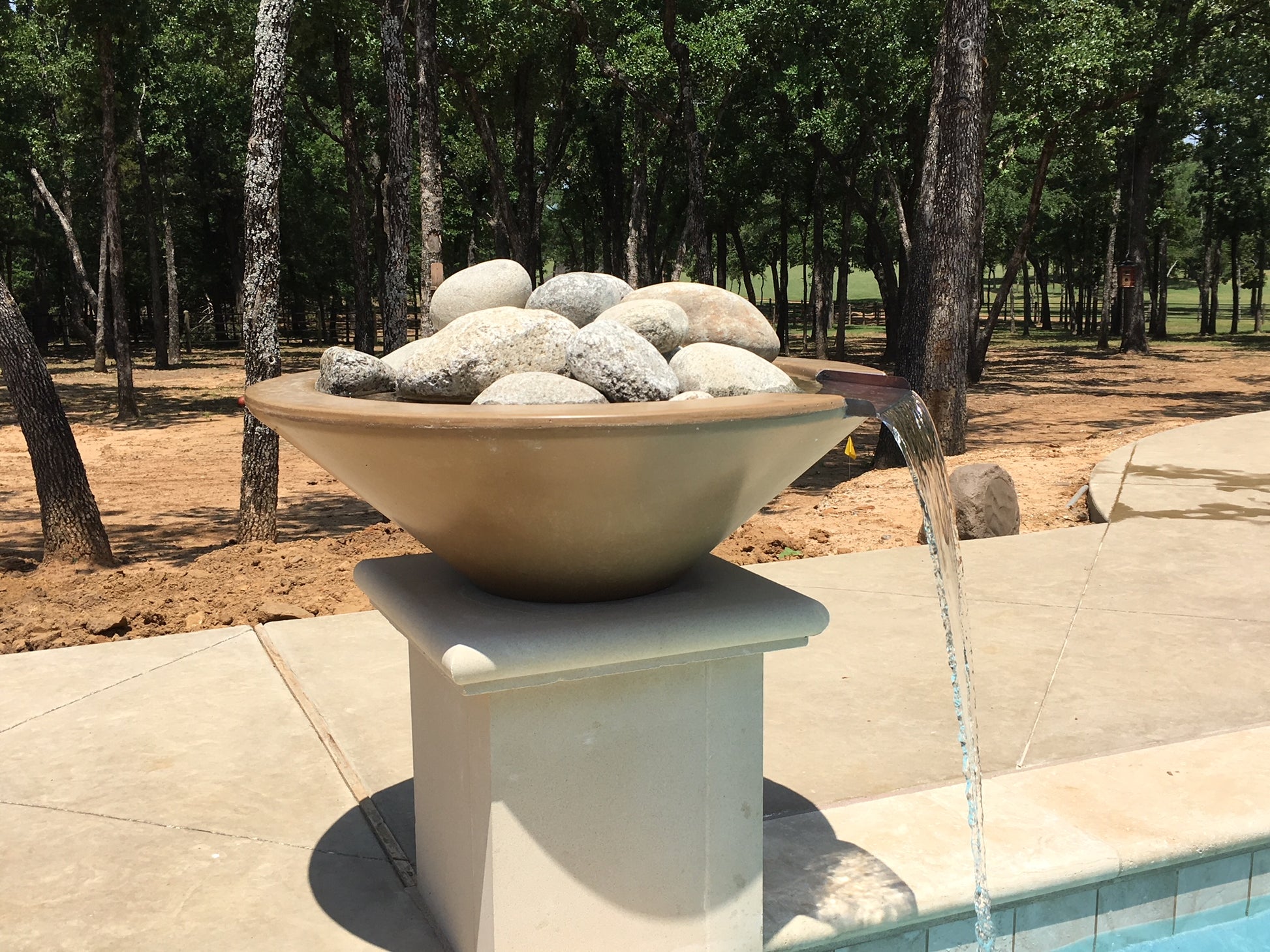TOP Fires by The Outdoor Plus Cazo Round Concrete Gas Fire and Water Bowl