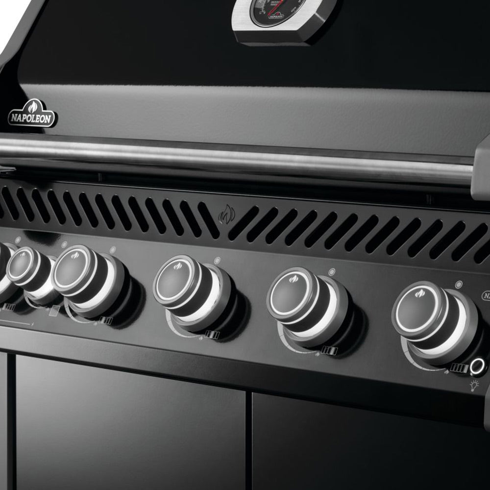 Gas grill control knobs and vented burner bar