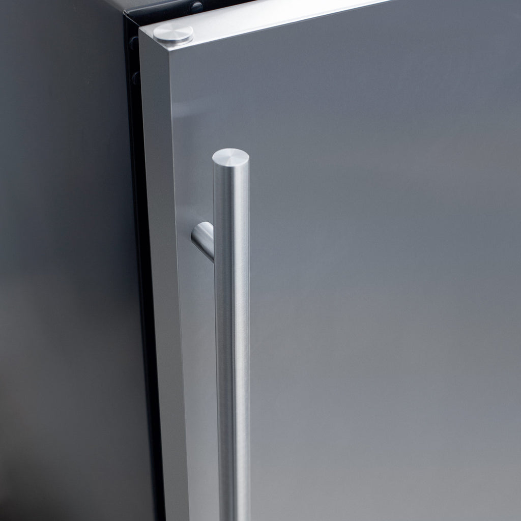 Refrigerator door with stainless finish and vertical recessed handle