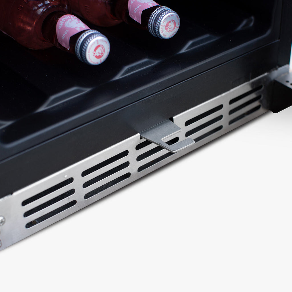 Outdoor wine cooler bottom vent grille