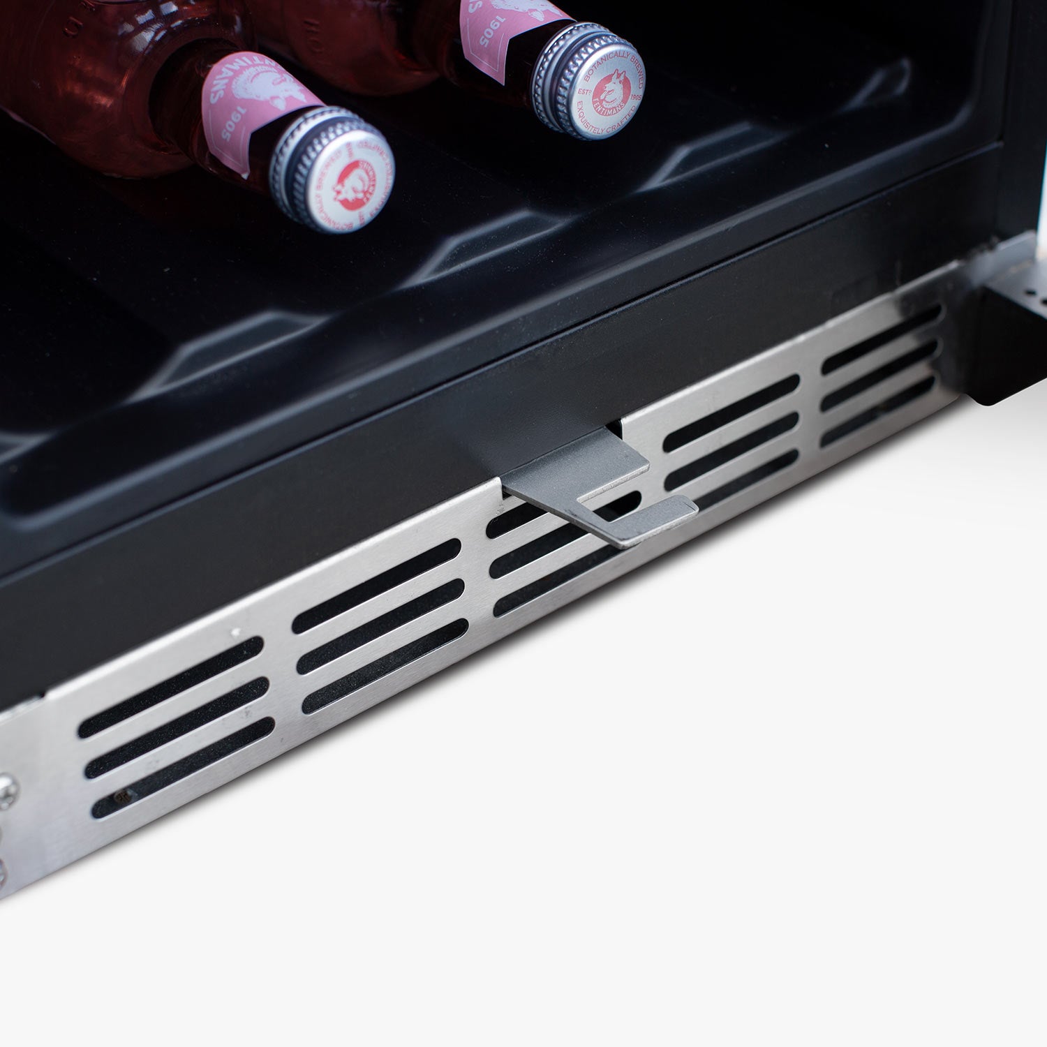 Outdoor wine cooler bottom vent grille