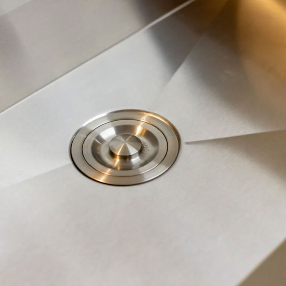 Stainless steel sink drain strainer with circular cover