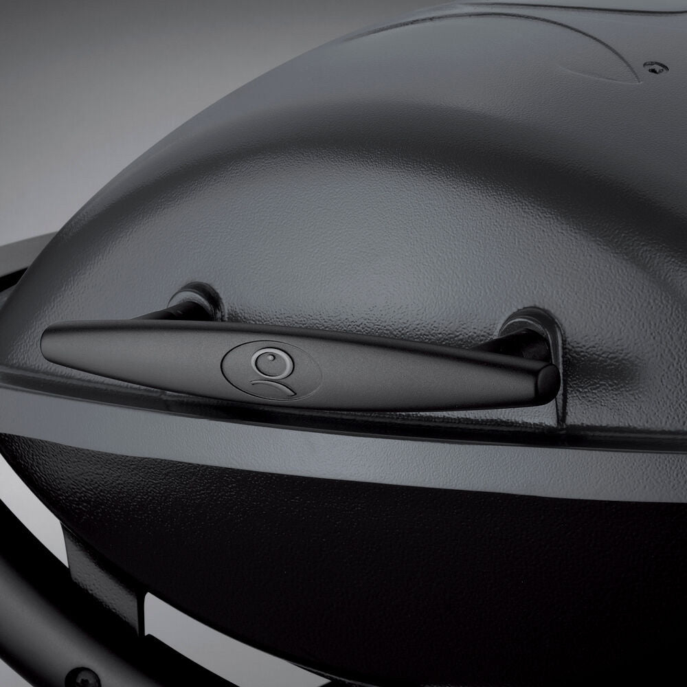 Electric grill lid handle with built-in control switch