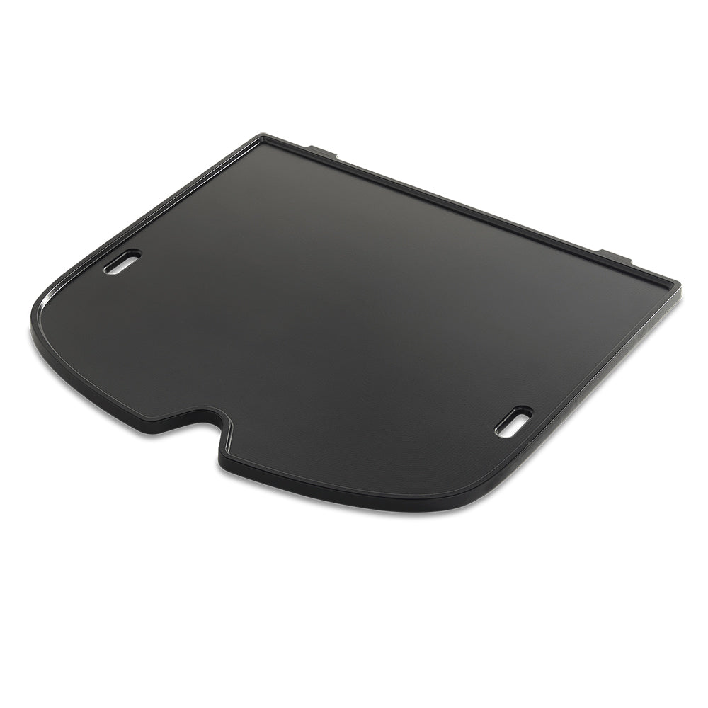 Black griddle plate with side handles for Traveler grills