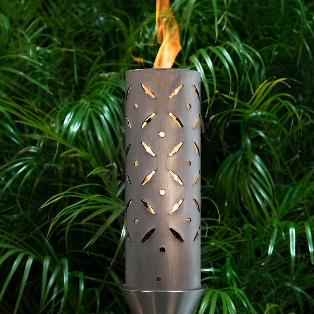 Outdoor flame torch burner with perforated metal cylinder and steady flame