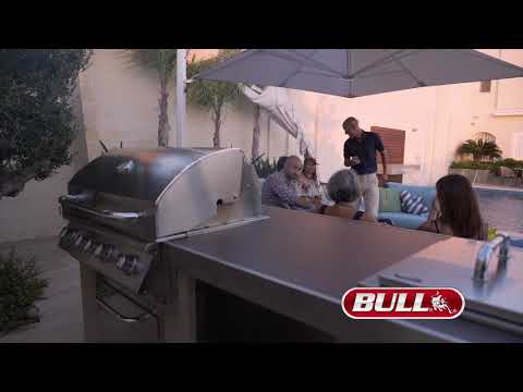 Bull Slide-In Bar Center with Sink, 30x28.375-Inches